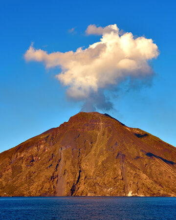 Aeolian Island Excursions